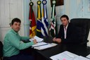 Analisando projetos do executivo. Analisando projetos do executivo.