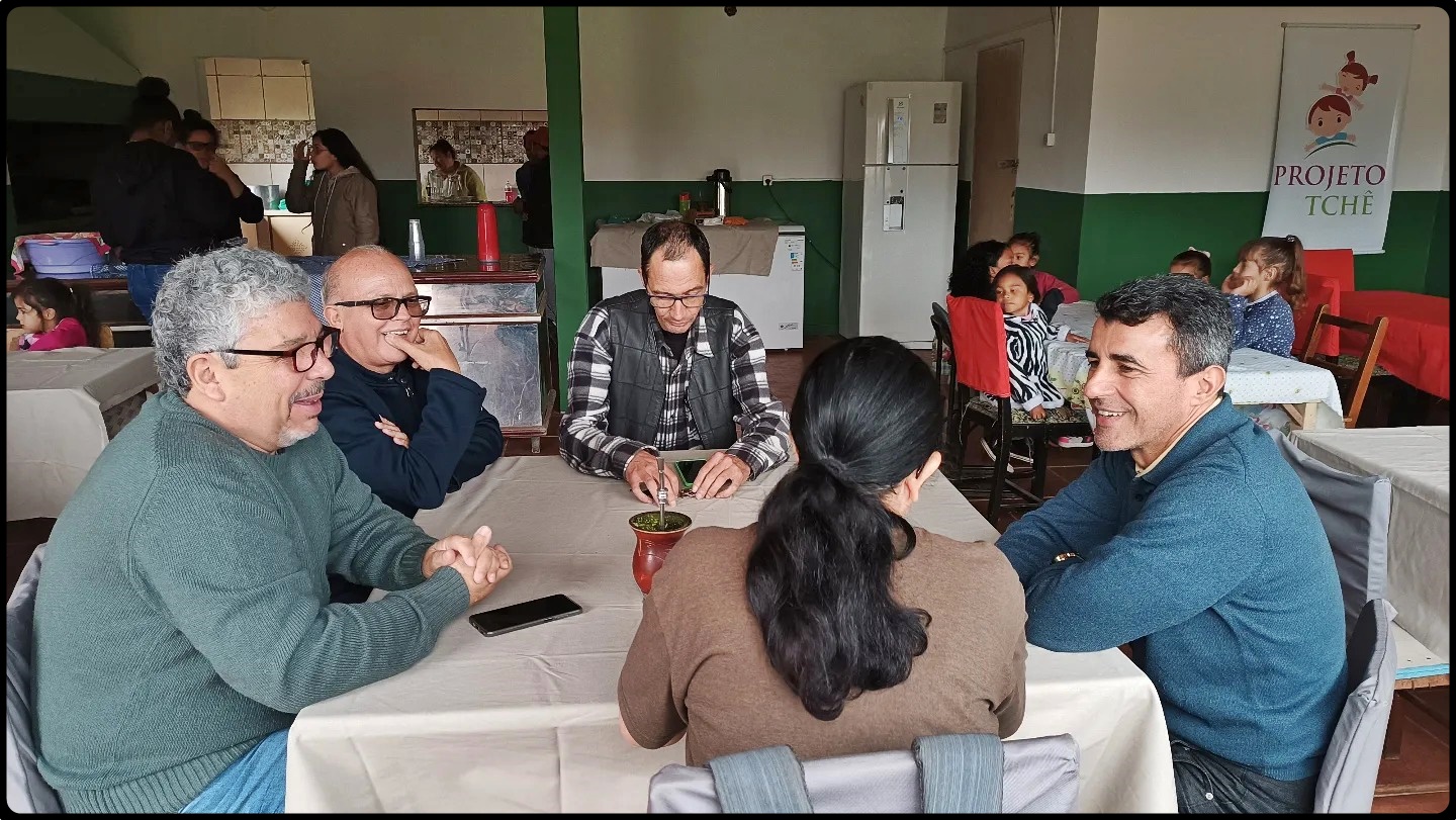 Reunião no Projeto Tchê.