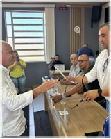 Suplente assume temporariamente .