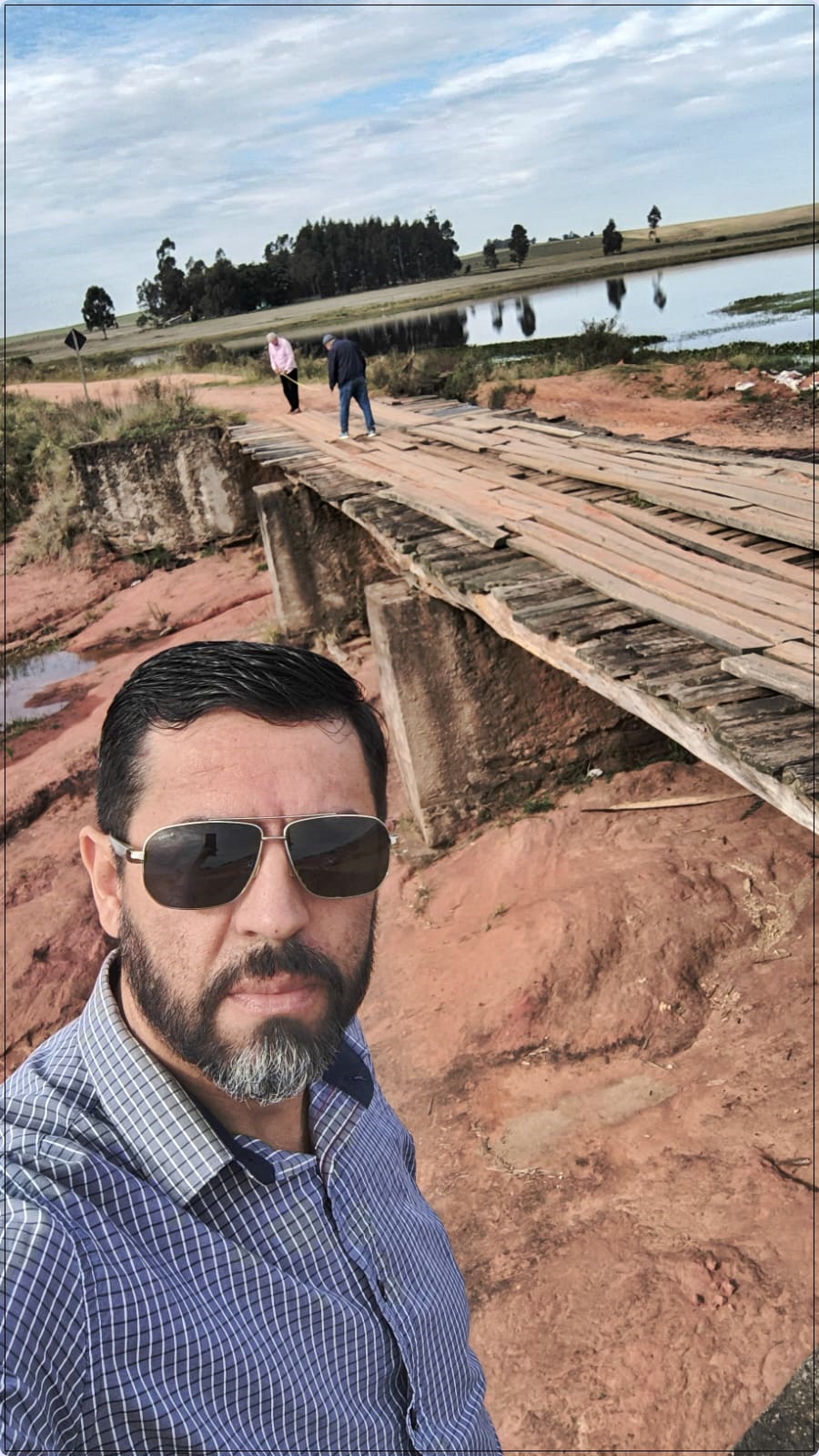 Busca solução para Pontilhões.