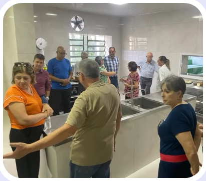 Solenidade de inauguração de reforma .