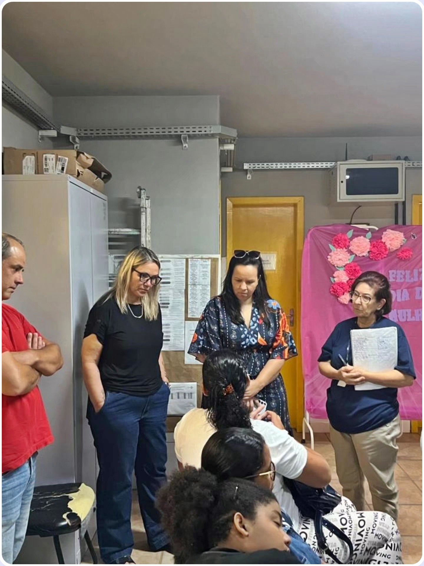 Busca por informações.