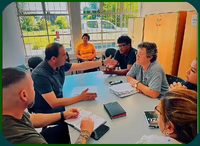 Reunião sobre retirada de fios.