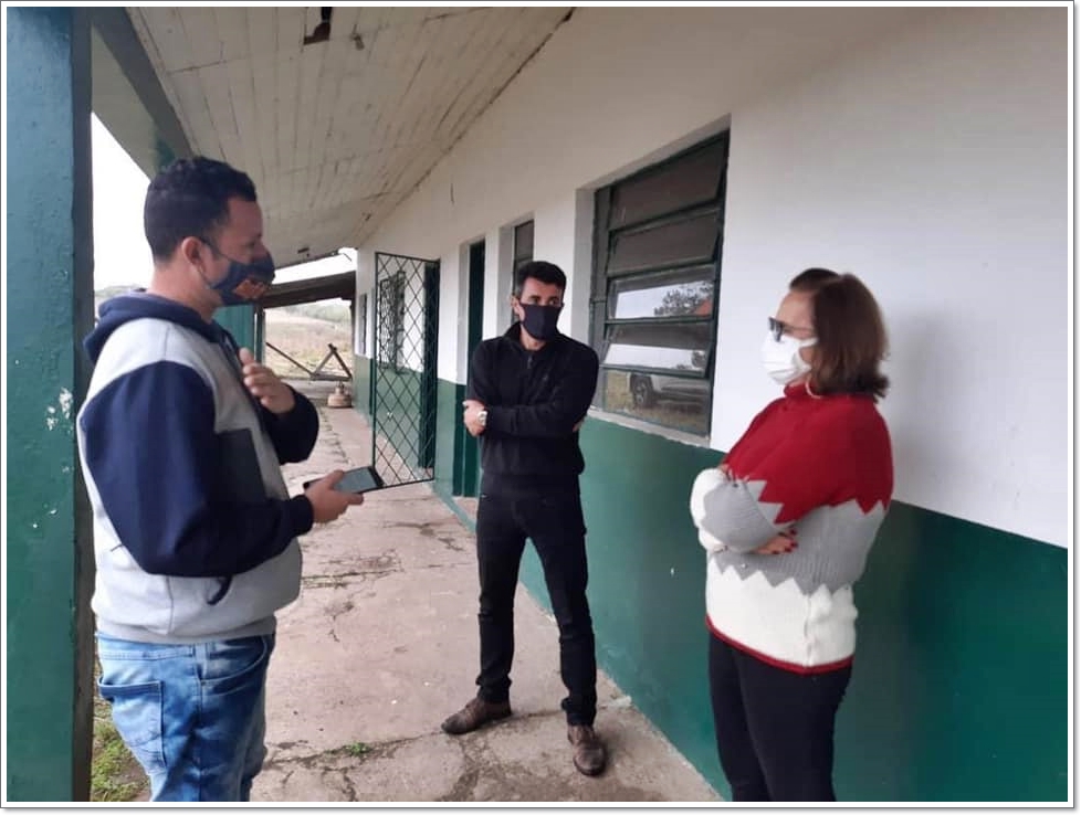 Visita a EMEF Alcebíades Gomes do Amaral.