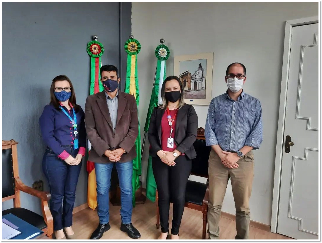 Visita ao legislativo.