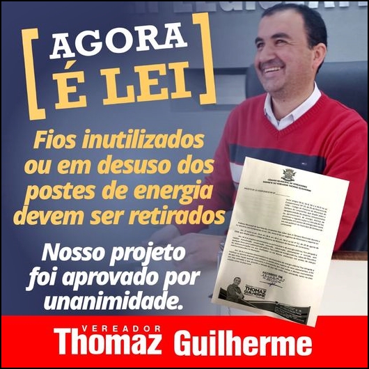 Retirada de fios inutilizados em postes de energia .
