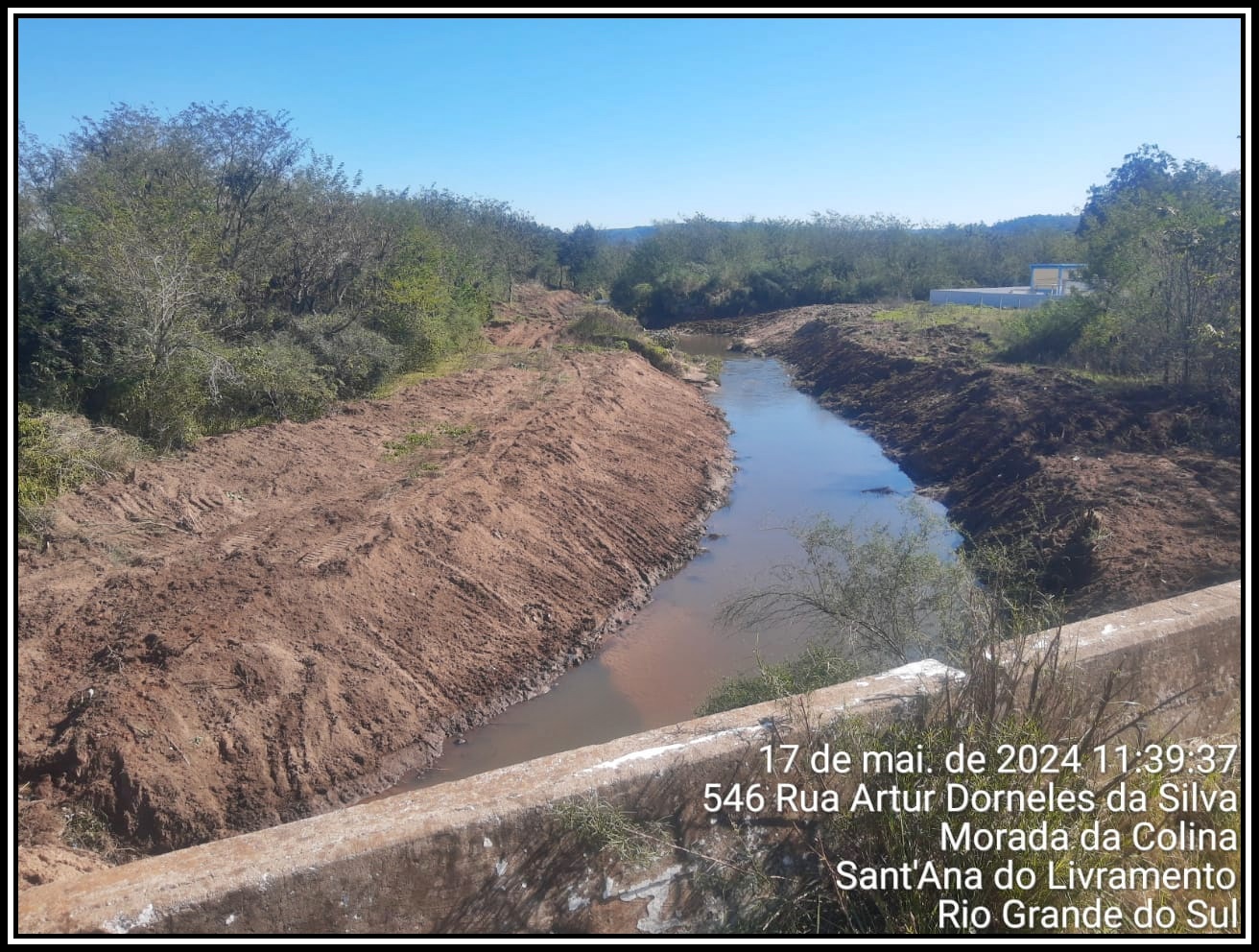 Desassoreamento do arroio Carolina!
