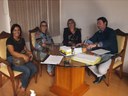Pedindo melhorias para escola Pedindo melhorias para escola